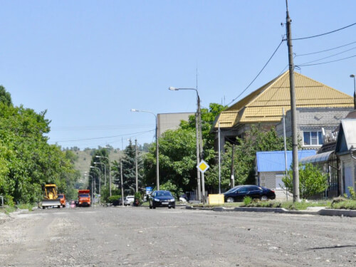 В Черкесске продолжаются работы по ремонту улично-дорожной сети в рамках нацпроекта БКД