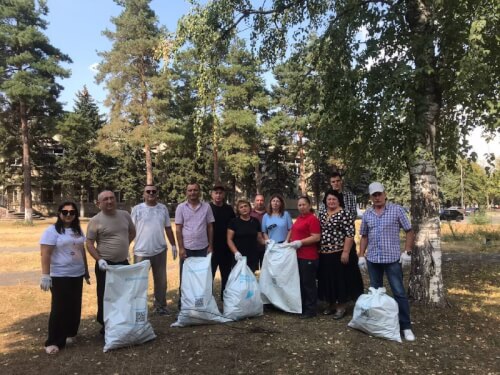 Почти 130 тонн мусора собрали жители Черкесска на городском субботнике