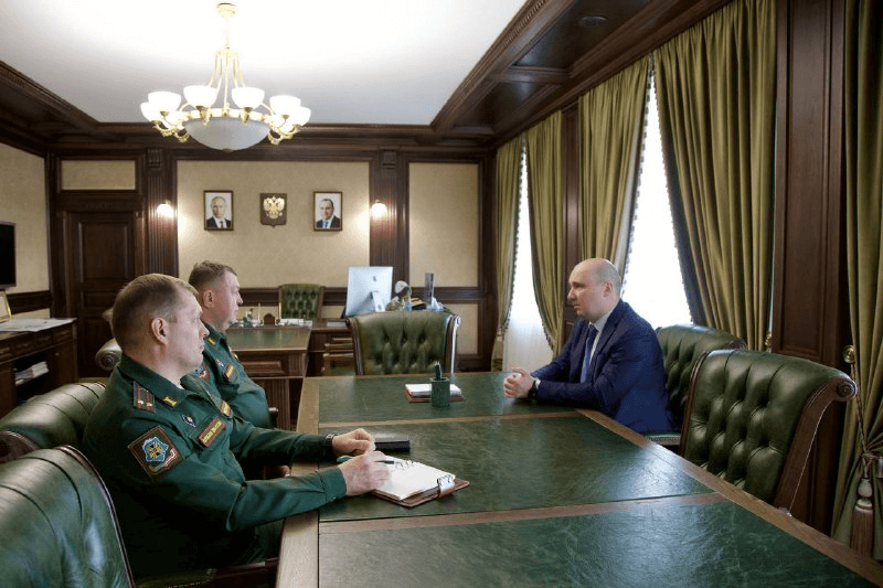 Алексею Баскаеву представлен новый военный комиссар Черкесска Андрей Хвостиков