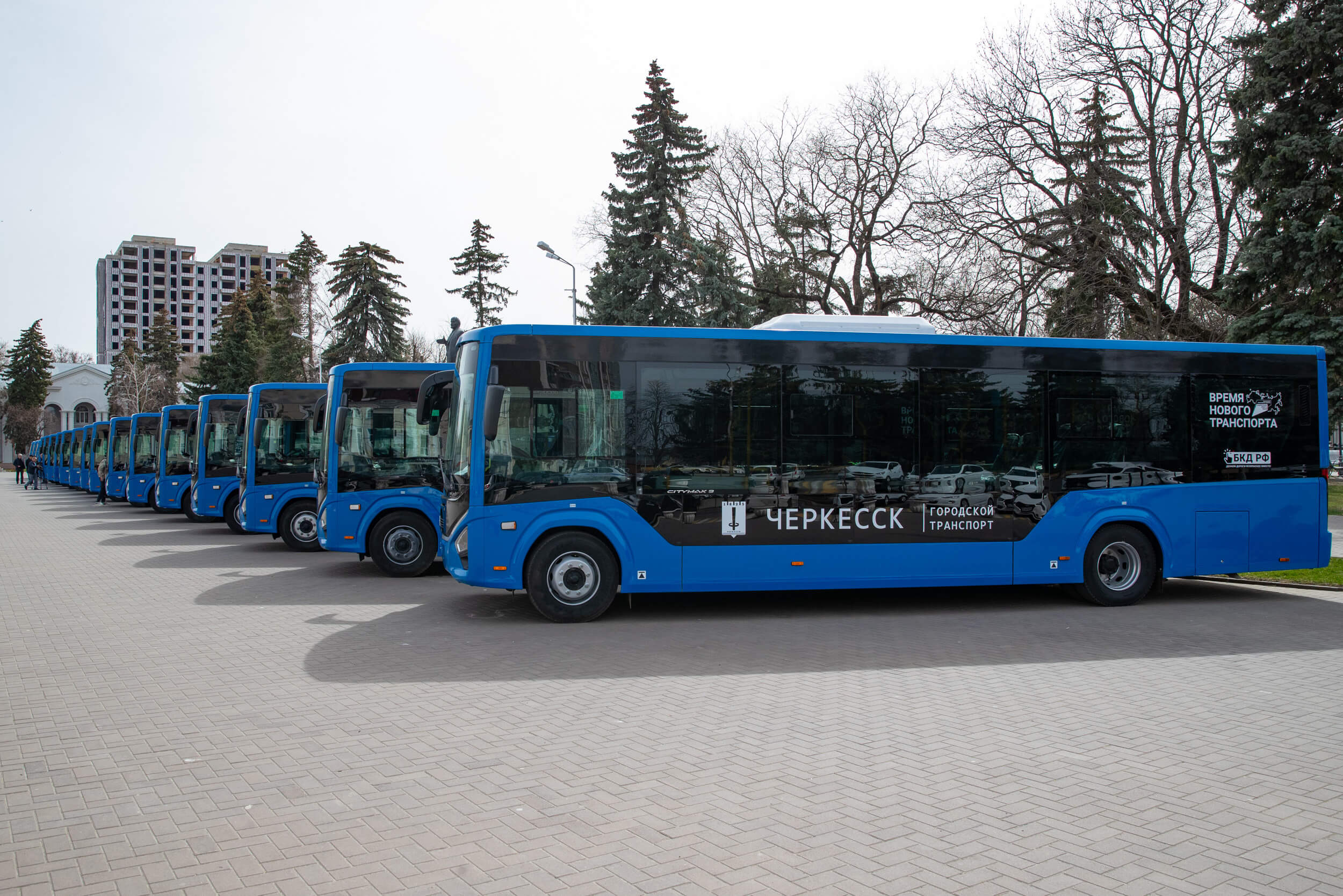 Автопарк Черкесска пополнился 19 современными отечественными автобусами